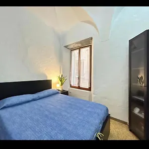 https://la-finestra-sul-borgo-cervo.hotelitalianriviera.com